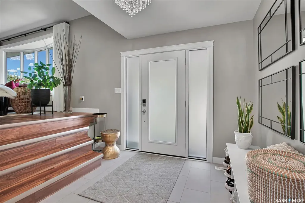 217 Mount Allison Crescent Saskatoon SK S7H 4G6