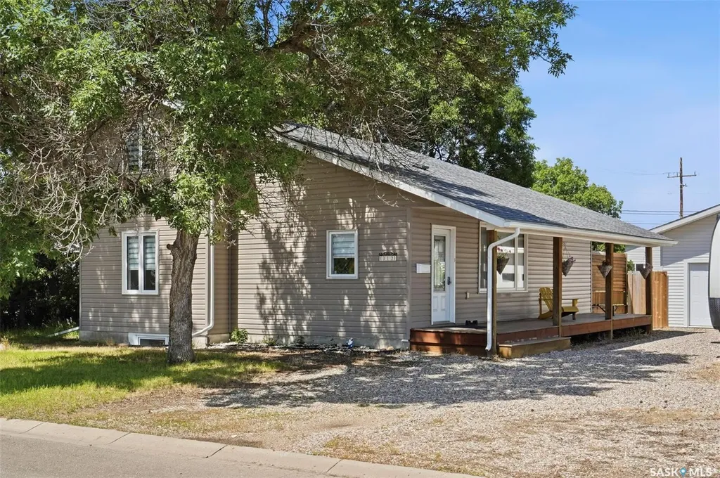312 3rd Street W Warman SK S0K 4S2