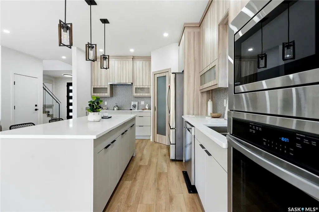 275 Dziadyk Manor Saskatoon SK S7V 1M5