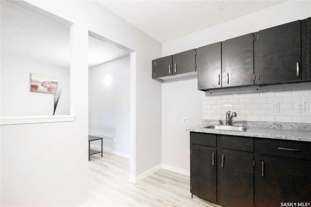 160 Gore Place Regina SK S4T 7S4