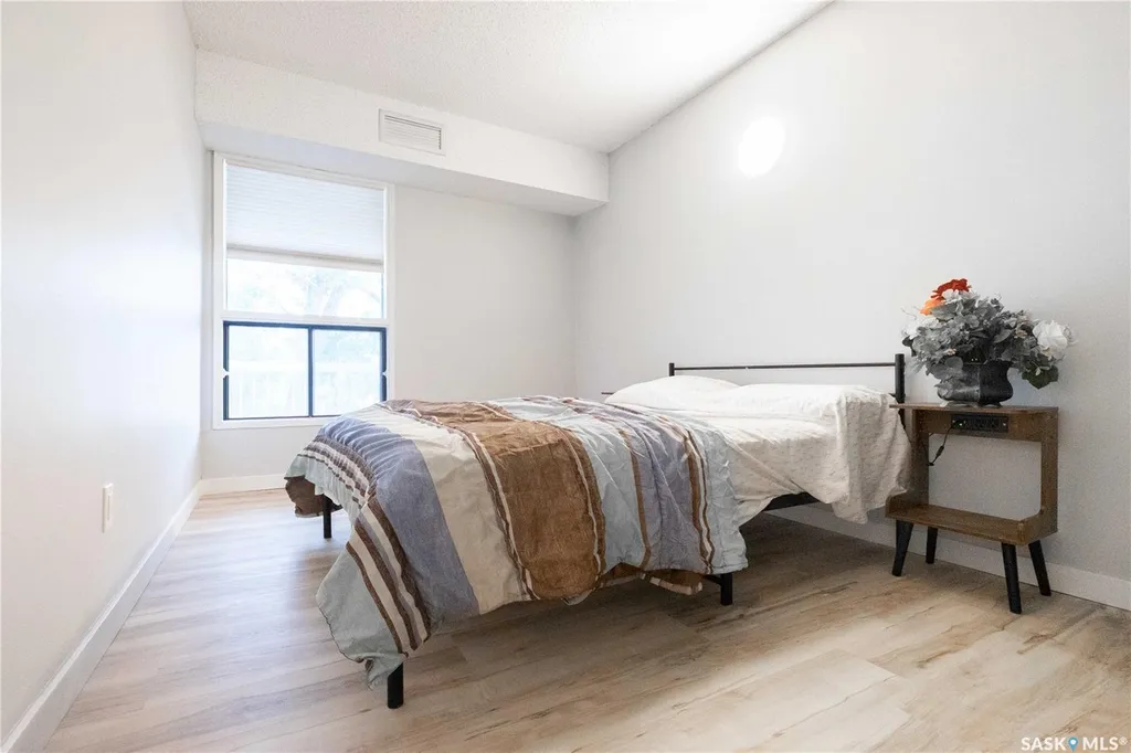 160 Gore Place Regina SK S4T 7S4