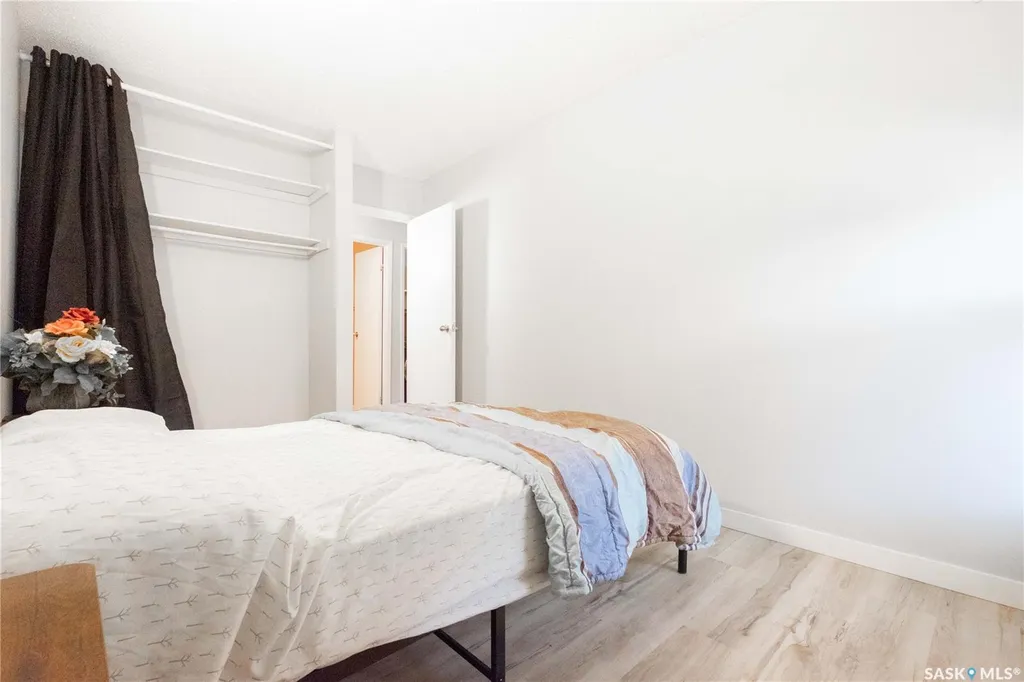 160 Gore Place Regina SK S4T 7S4