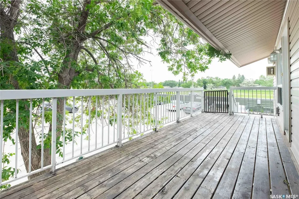 160 Gore Place Regina SK S4T 7S4