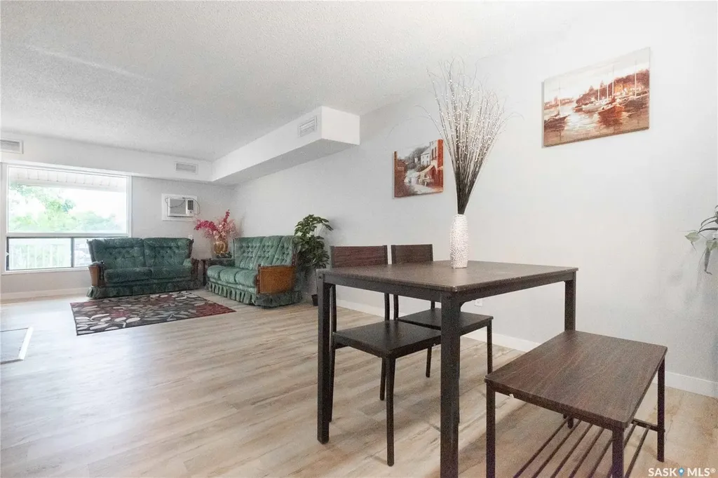 160 Gore Place Regina SK S4T 7S4