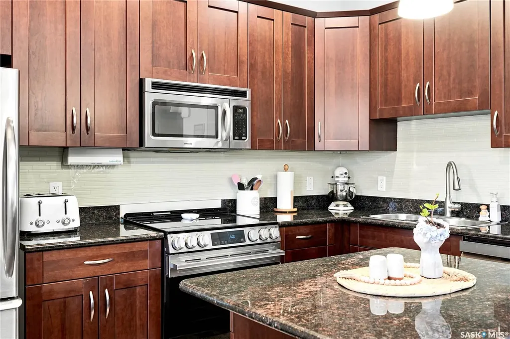 610 Stensrud Road Saskatoon SK S7W 0E5