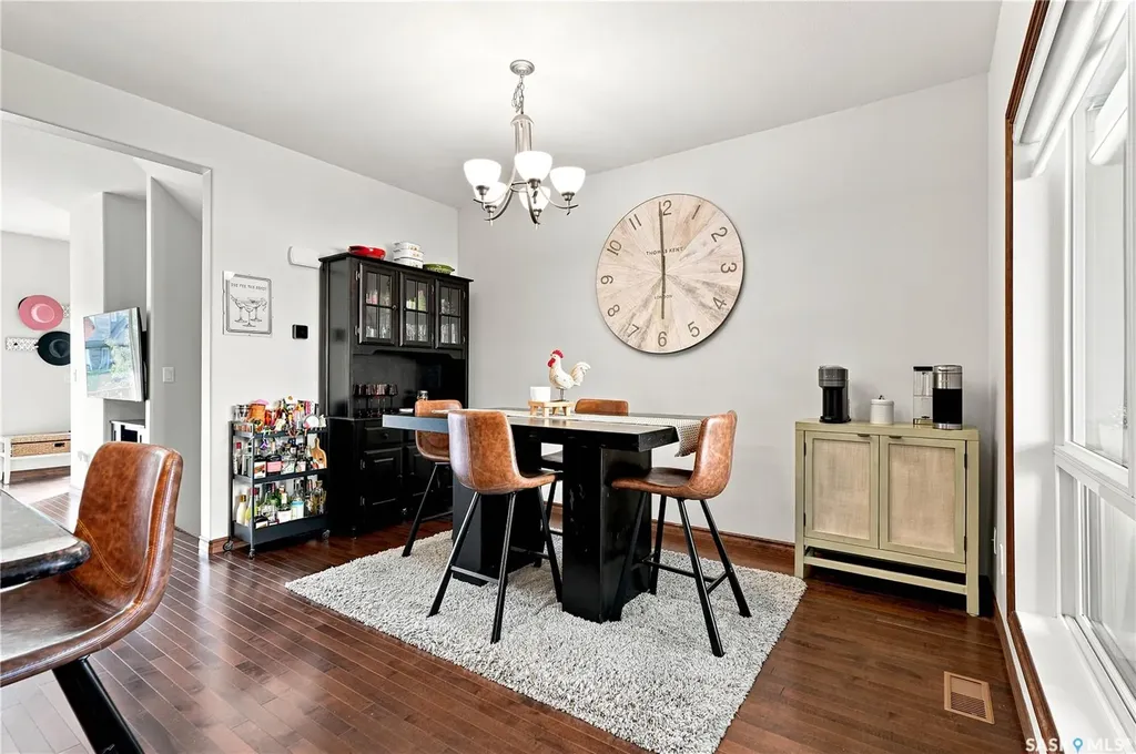 610 Stensrud Road Saskatoon SK S7W 0E5