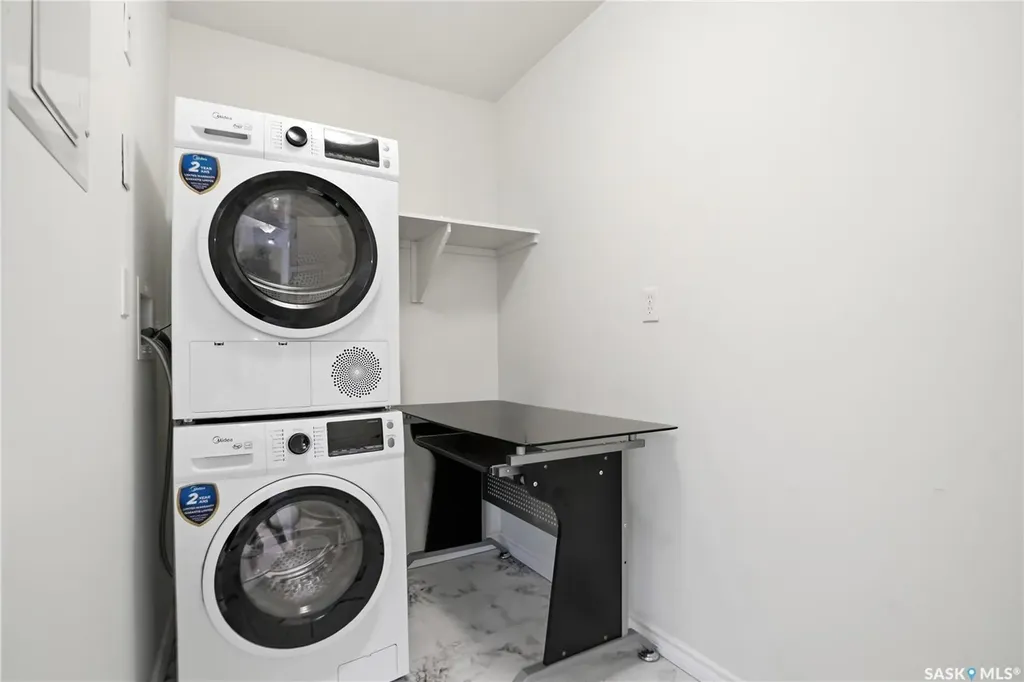 902 Spadina Crescent E Saskatoon SK S7K 0G8