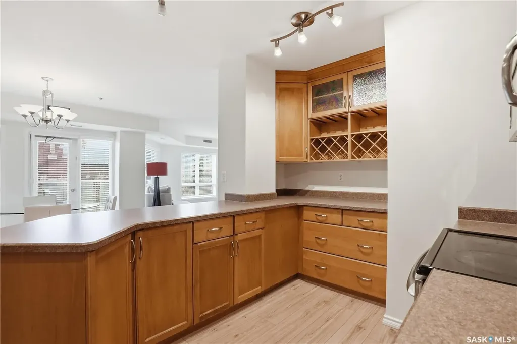 902 Spadina Crescent E Saskatoon SK S7K 0G8
