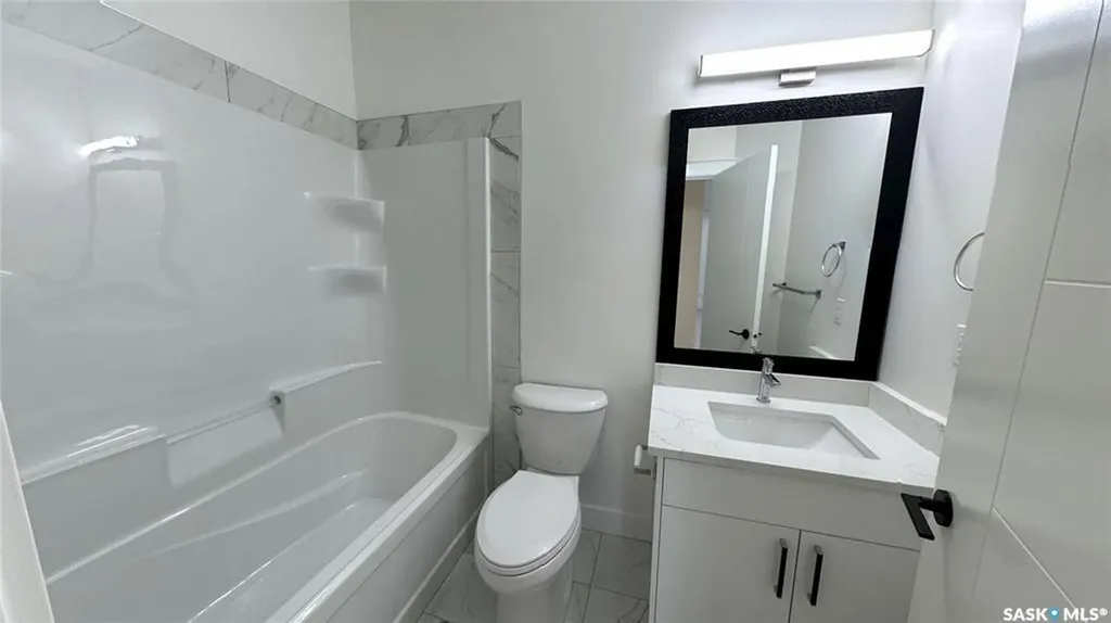 351 Kinloch Bay Saskatoon SK S7M 5N8