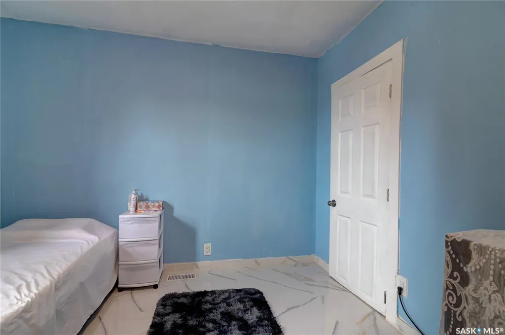 1760 Quebec Street Regina SK S4P 1J3
