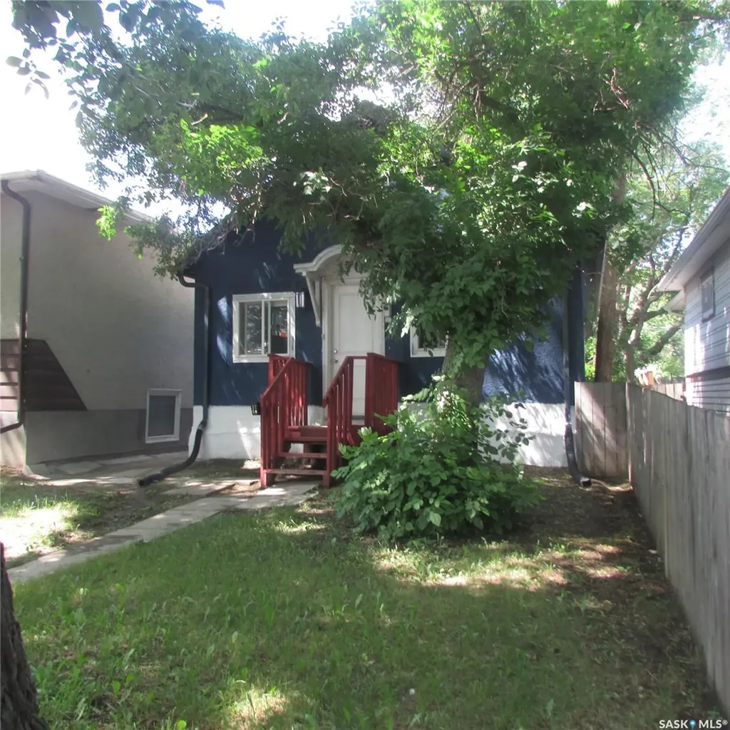 1760 Quebec Street Regina SK S4P 1J3