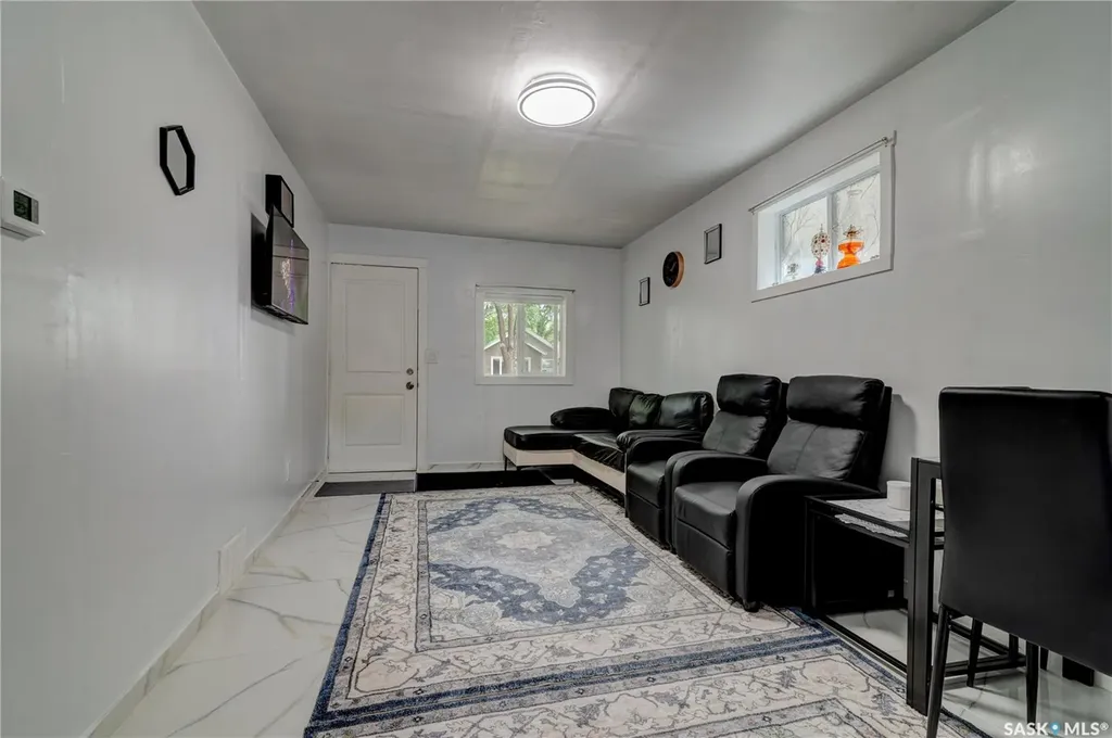 1760 Quebec Street Regina SK S4P 1J3