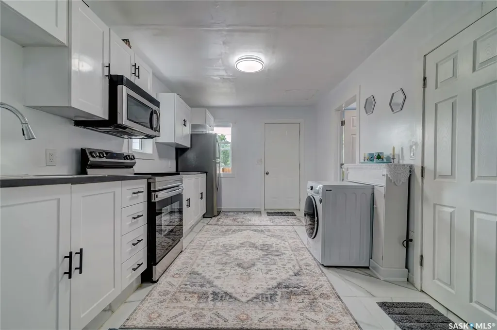 1760 Quebec Street Regina SK S4P 1J3