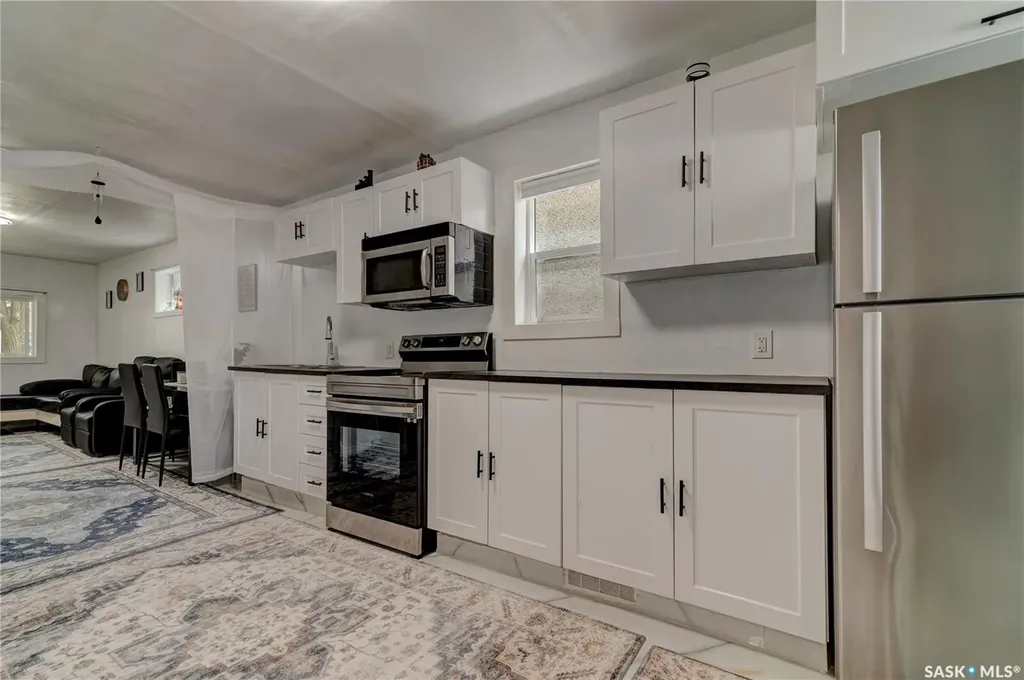1760 Quebec Street Regina SK S4P 1J3
