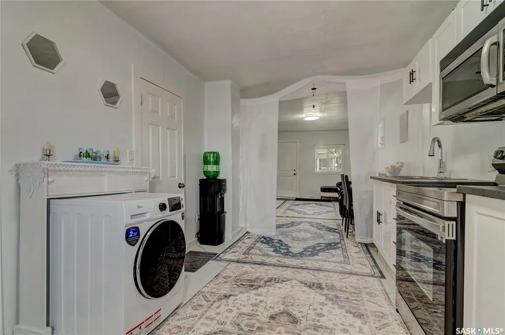 1760 Quebec Street Regina SK S4P 1J3