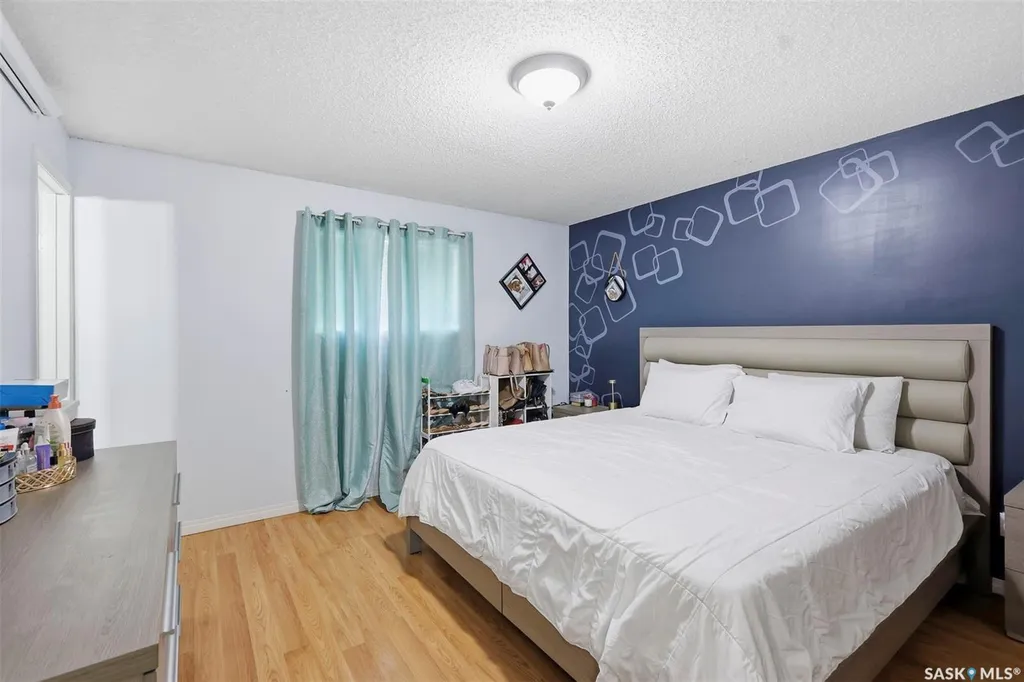 123 Kirkpatrick Crescent Saskatoon SK S7L 6Z1