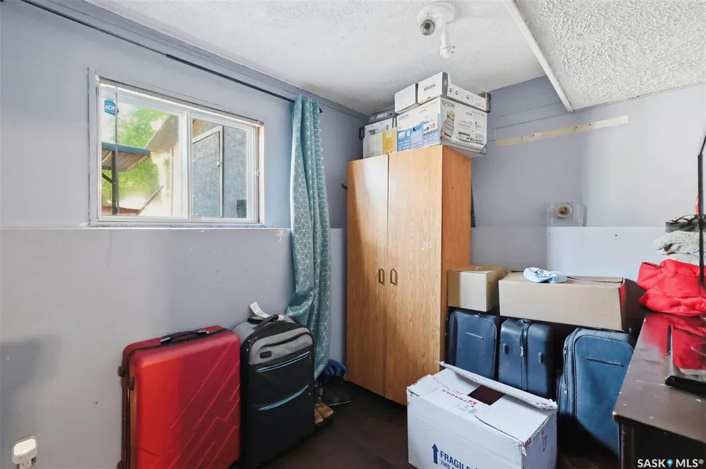 123 Kirkpatrick Crescent Saskatoon SK S7L 6Z1