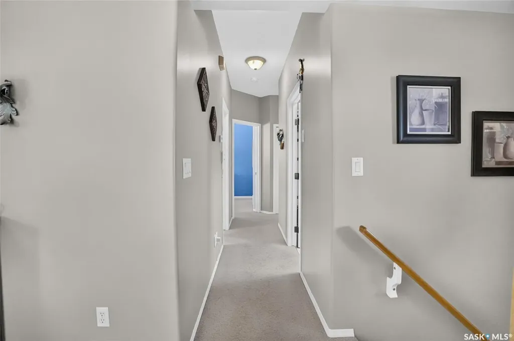 307 Sumner Lane Saskatoon SK S7L 7L7