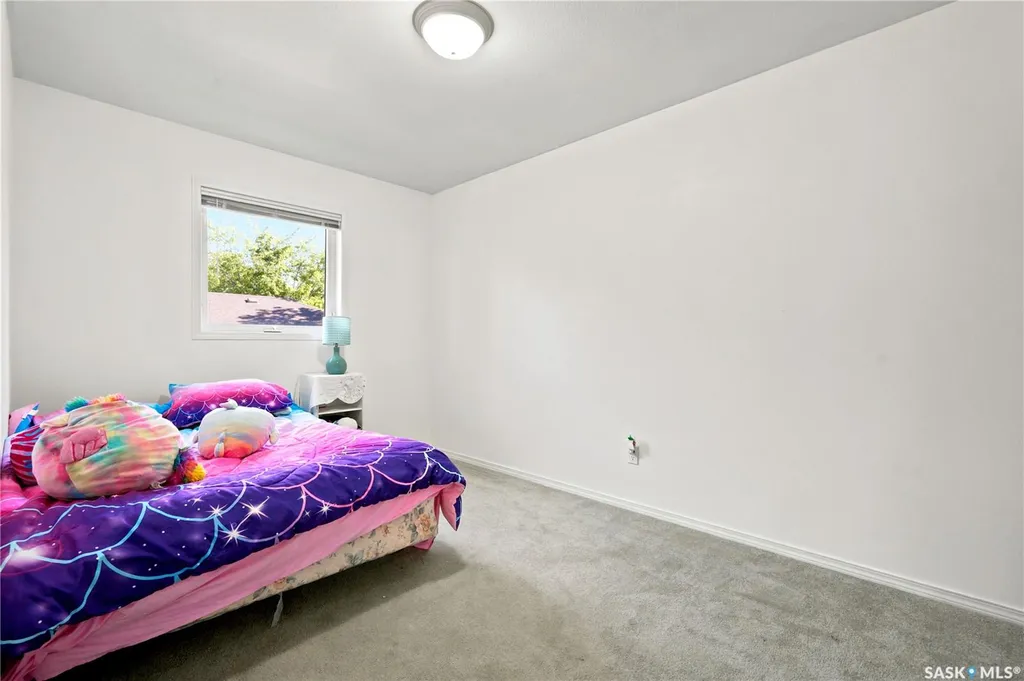 535 Mcwillie Avenue Saskatoon SK S7S 1J1