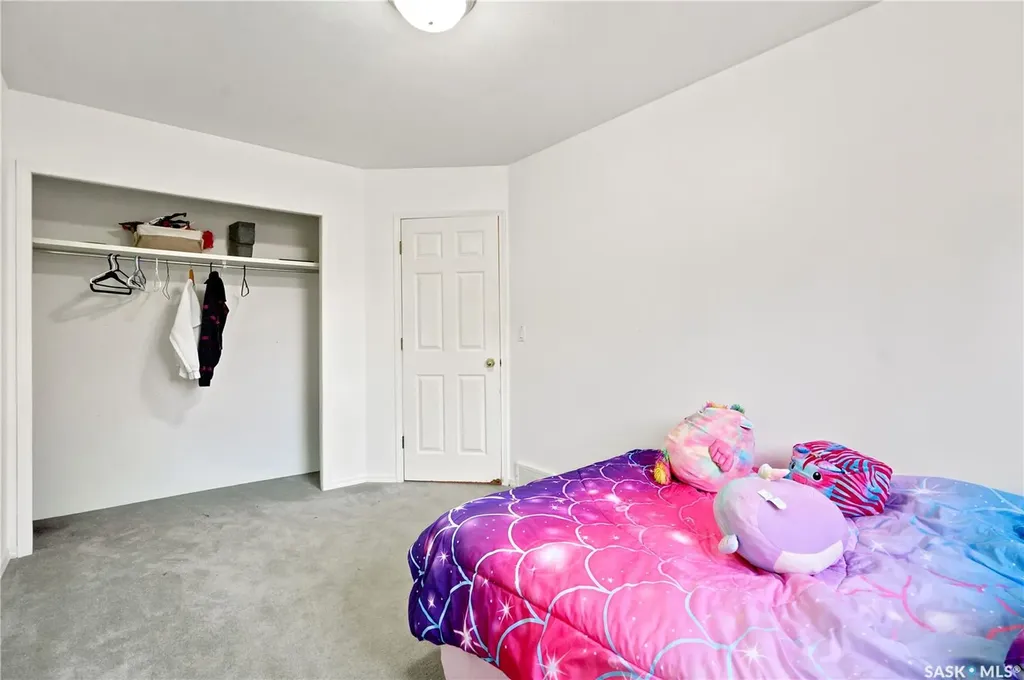 535 Mcwillie Avenue Saskatoon SK S7S 1J1