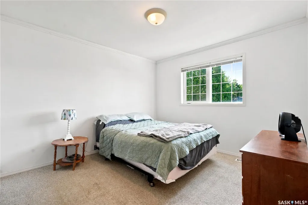 535 Mcwillie Avenue Saskatoon SK S7S 1J1