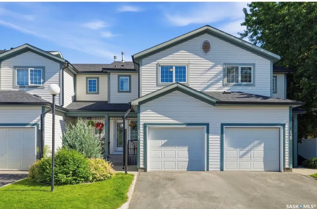 535 Mcwillie Avenue Saskatoon SK S7S 1J1