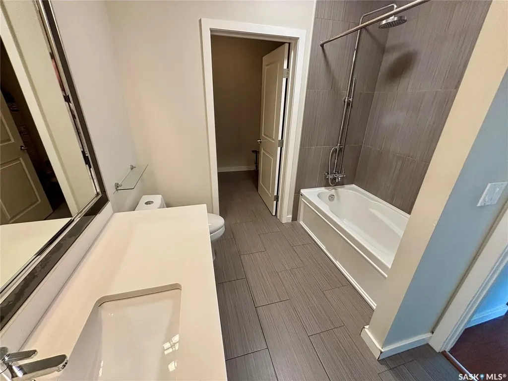 1015 Patrick Crescent Saskatoon SK S7W 0M2