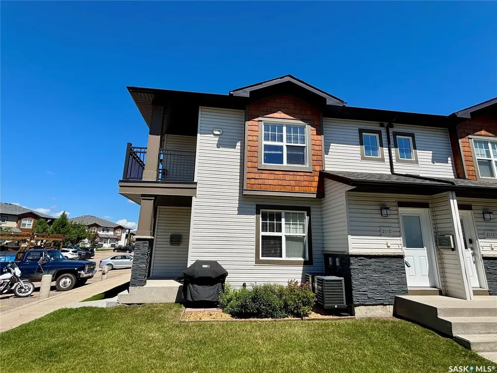 1015 Patrick Crescent Saskatoon SK S7W 0M2