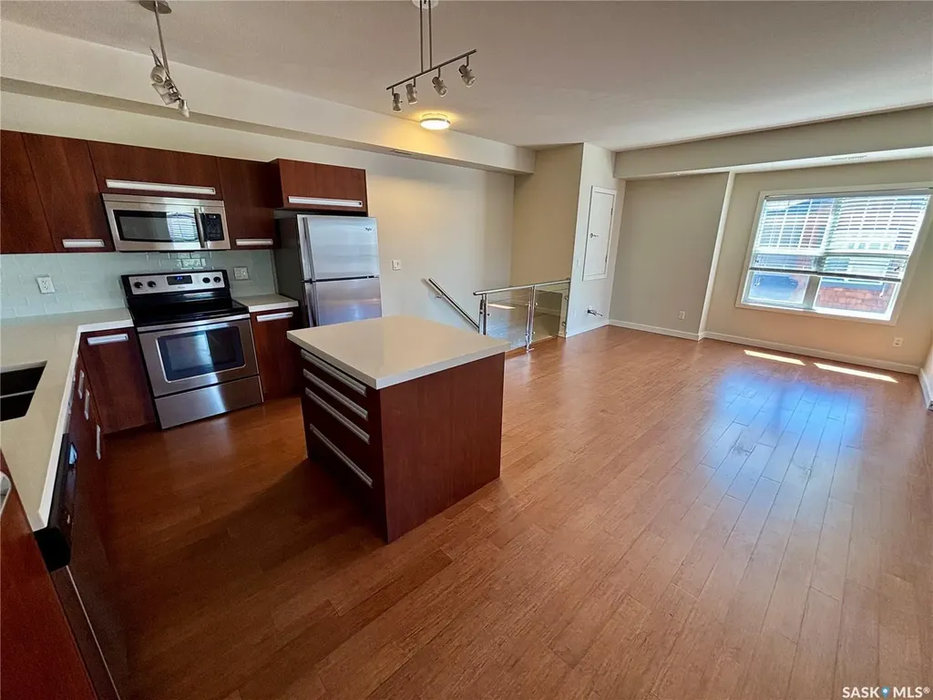 1015 Patrick Crescent Saskatoon SK S7W 0M2