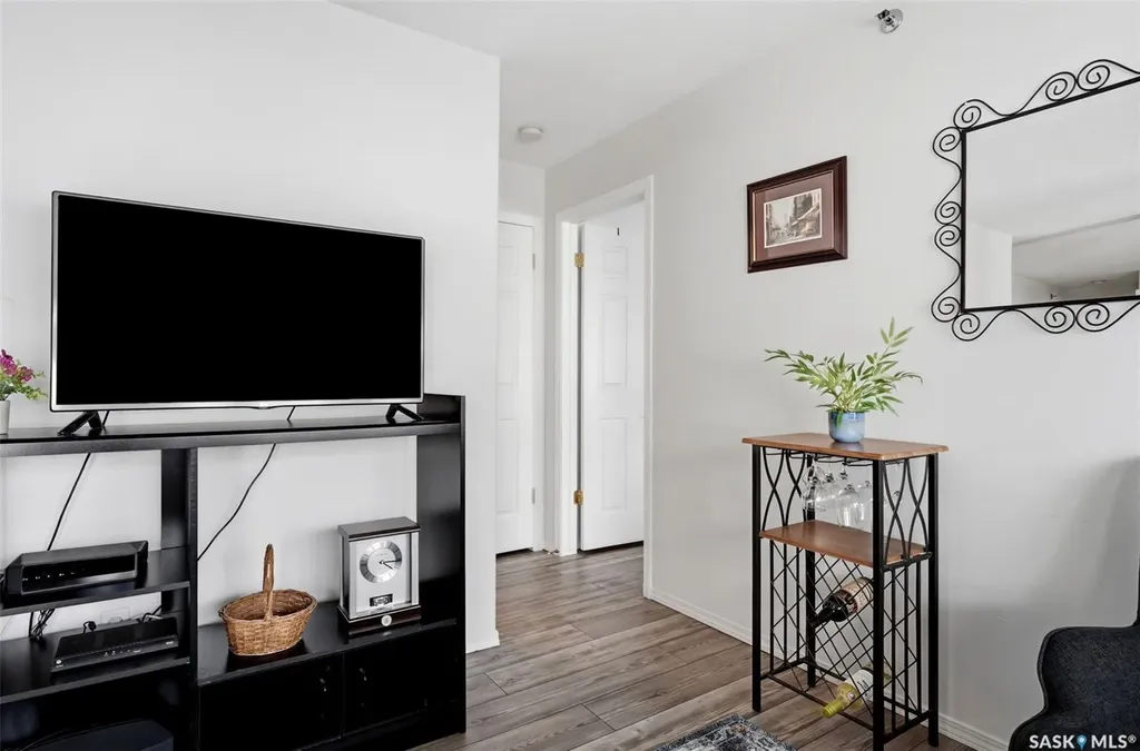 2203 Angus Street Regina SK S4T 2A3