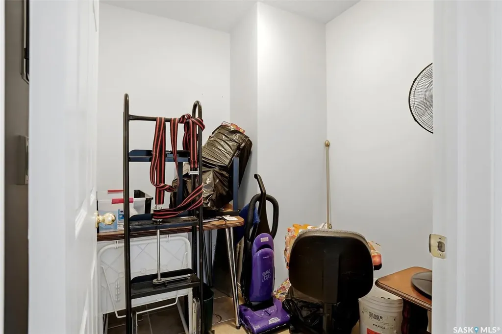 2203 Angus Street Regina SK S4T 2A3