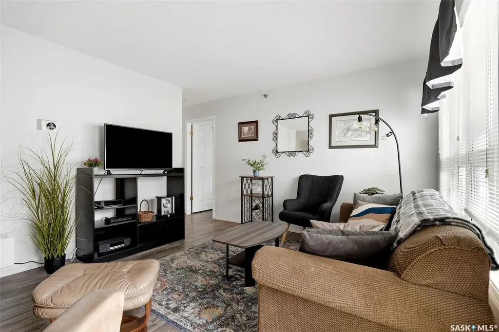 2203 Angus Street Regina SK S4T 2A3