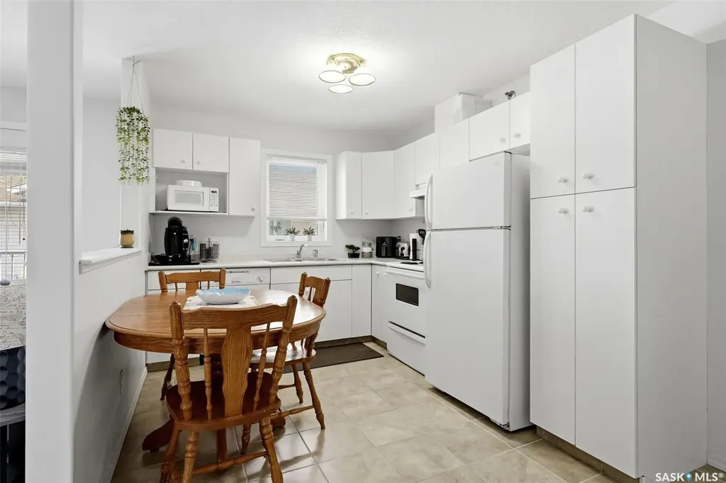 2203 Angus Street Regina SK S4T 2A3