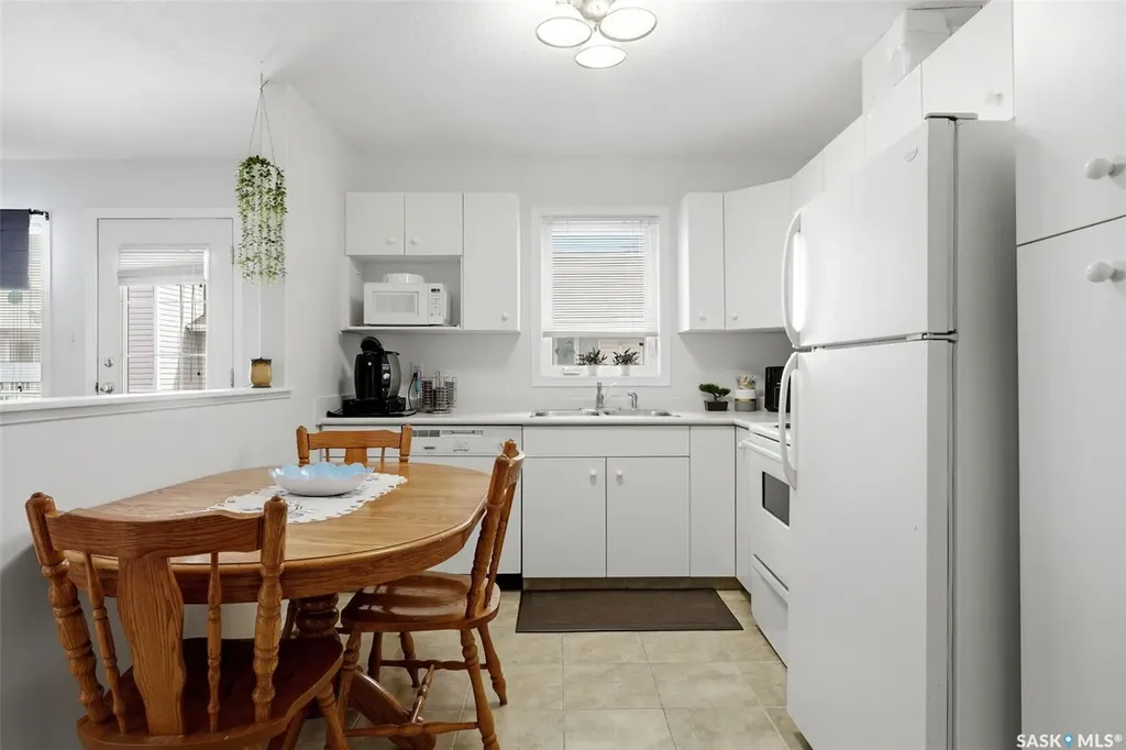2203 Angus Street Regina SK S4T 2A3