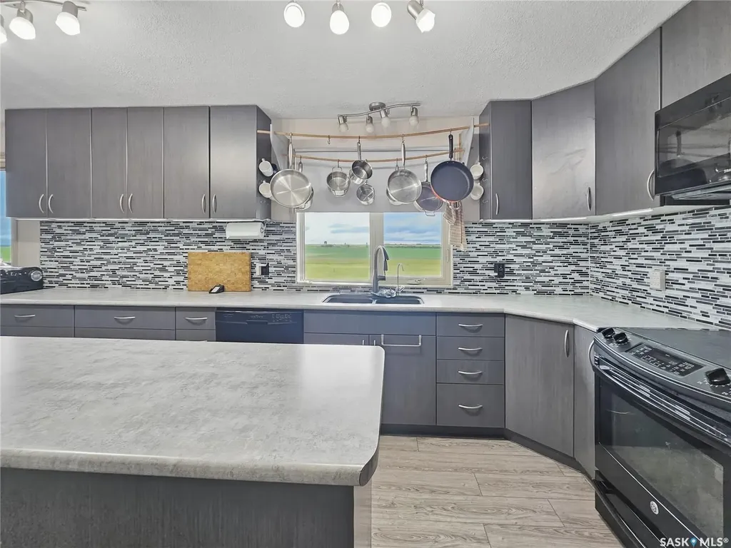 Rural Address Dodsland SK S0L 0V0