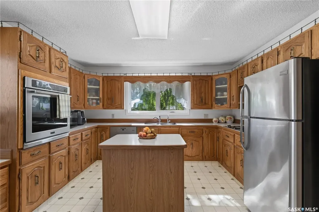 1112 11th Street Humboldt SK S0K 2A0