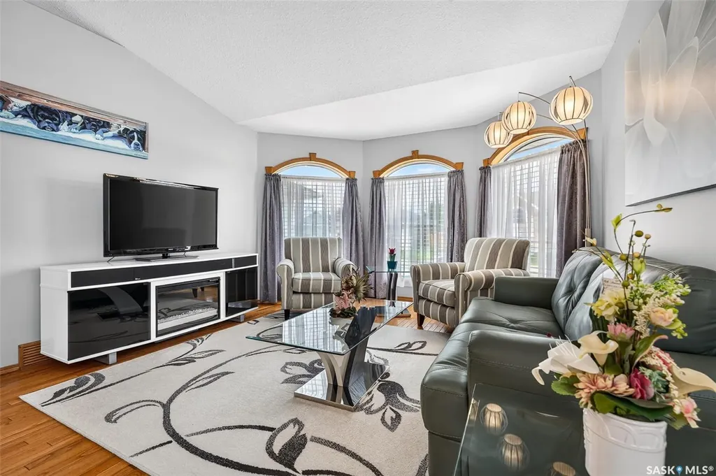 65 Flax Road Moose Jaw SK S6J 1L1