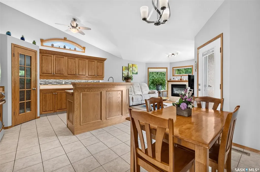 65 Flax Road Moose Jaw SK S6J 1L1