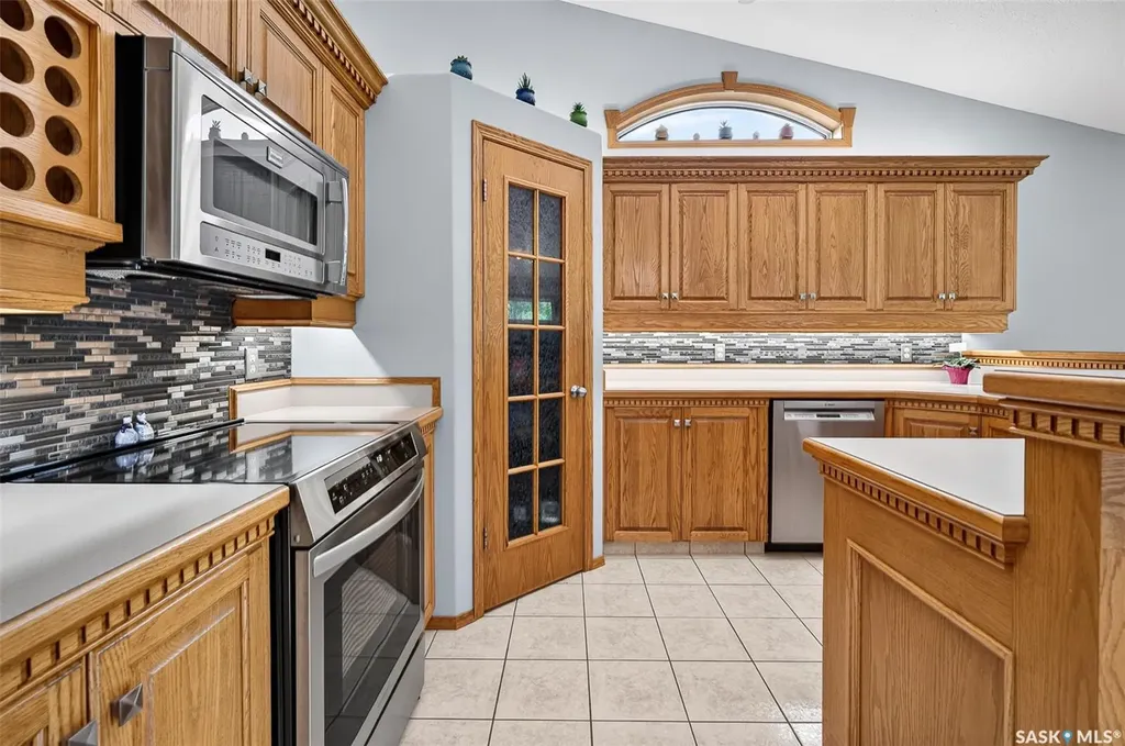 65 Flax Road Moose Jaw SK S6J 1L1