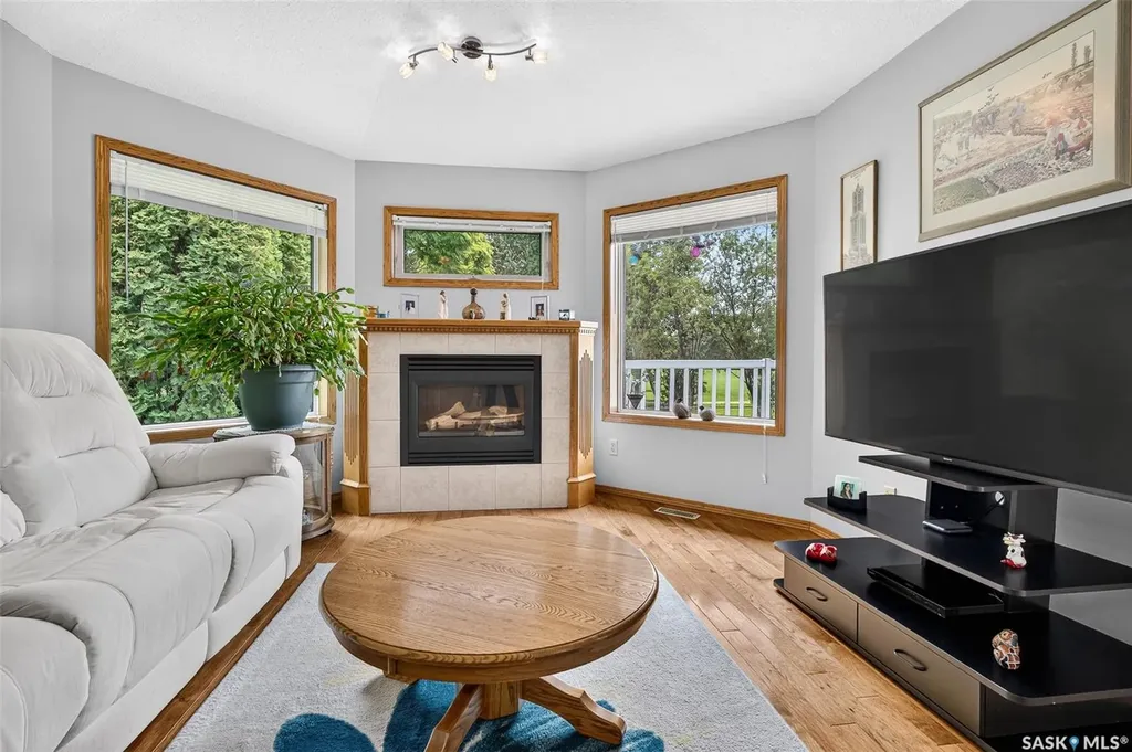 65 Flax Road Moose Jaw SK S6J 1L1