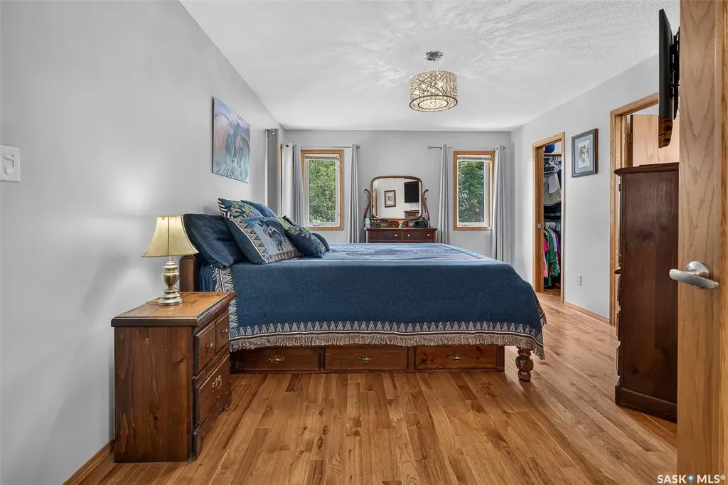 65 Flax Road Moose Jaw SK S6J 1L1