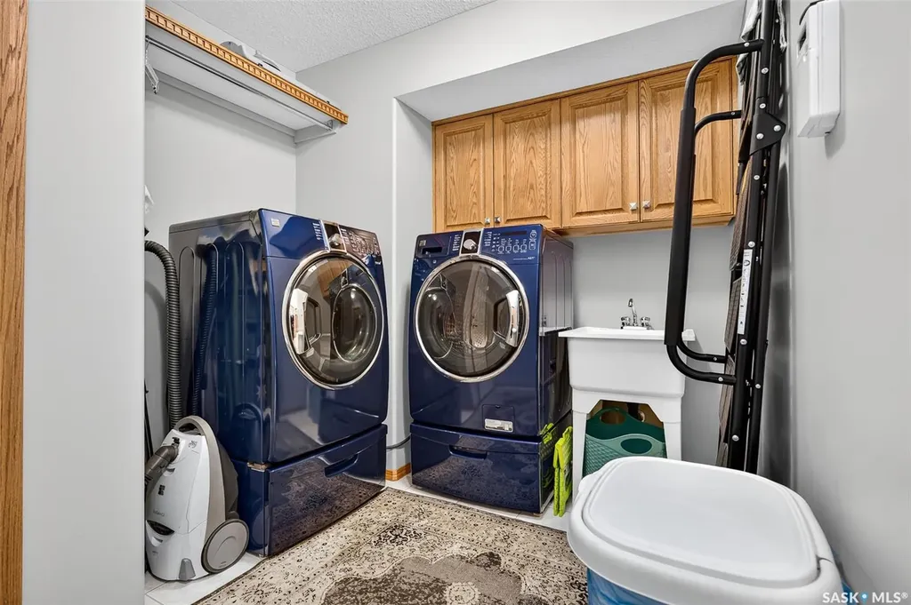 65 Flax Road Moose Jaw SK S6J 1L1