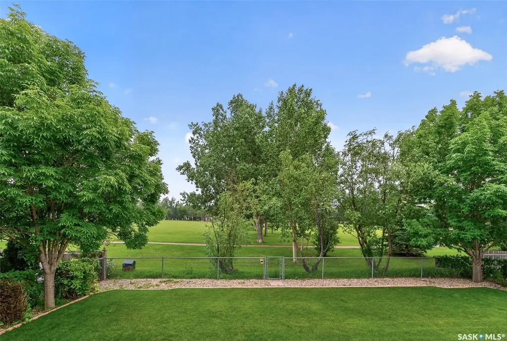 65 Flax Road Moose Jaw SK S6J 1L1