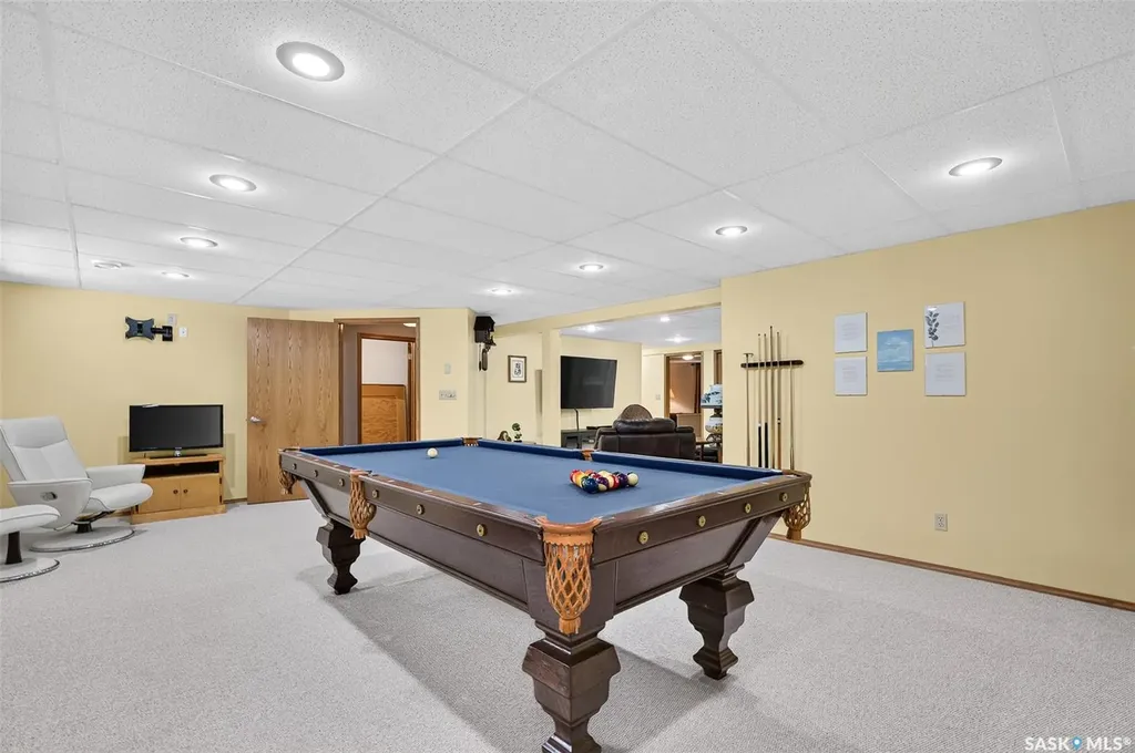 65 Flax Road Moose Jaw SK S6J 1L1