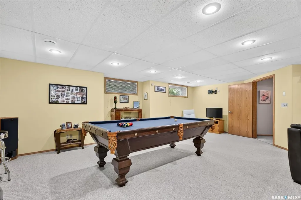 65 Flax Road Moose Jaw SK S6J 1L1