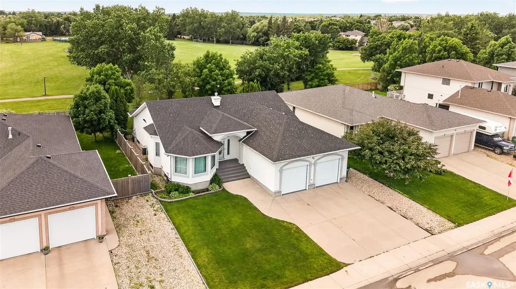 65 Flax Road Moose Jaw SK S6J 1L1