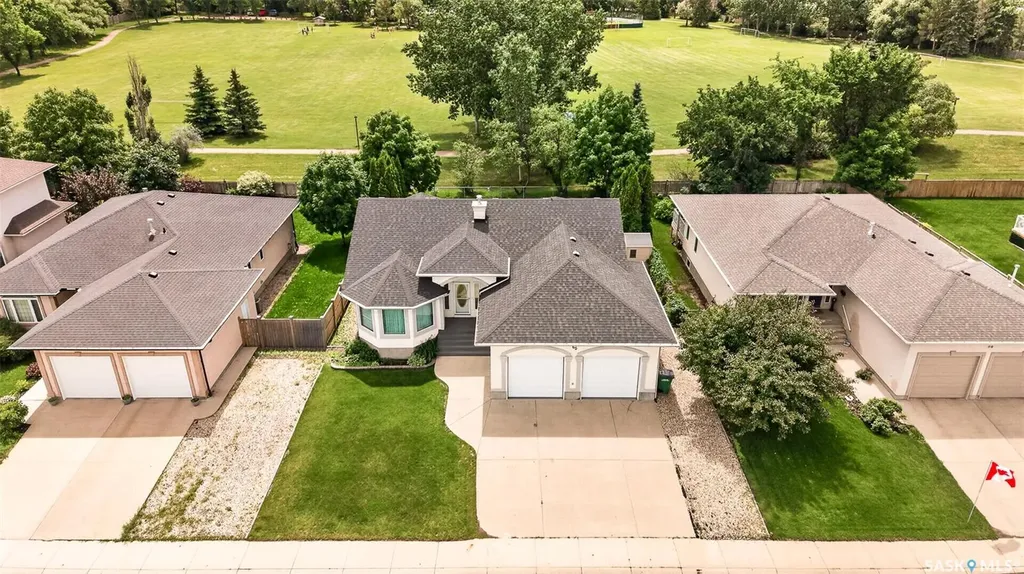 65 Flax Road Moose Jaw SK S6J 1L1