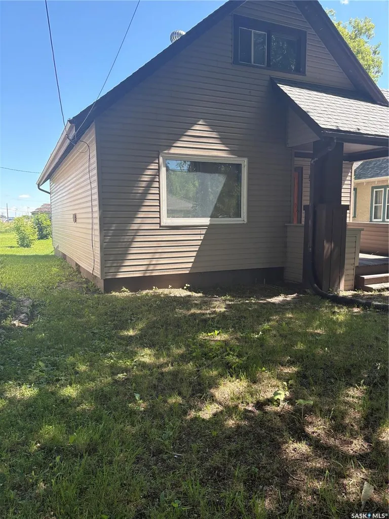 51 Tupper Avenue Yorkton SK S3N 1K9