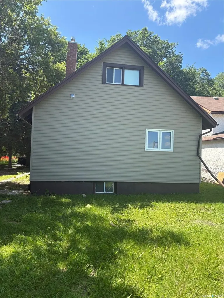 51 Tupper Avenue Yorkton SK S3N 1K9