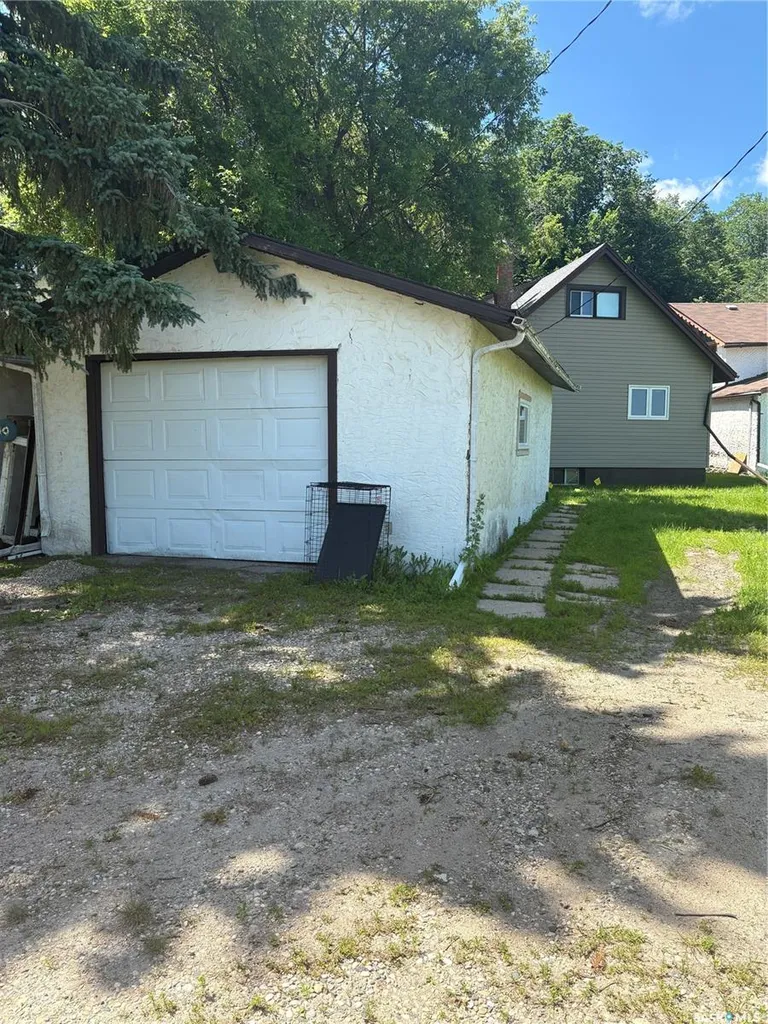 51 Tupper Avenue Yorkton SK S3N 1K9